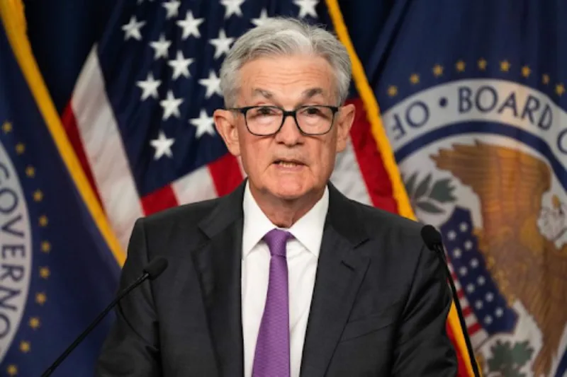 Les altcoins en baisse à cause du ton pessimiste de la Réserve fédérale, le bitcoin tombe à 101 000 dollars